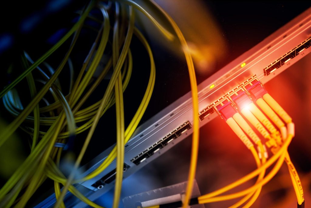 Fibra óptica de alta velocidad